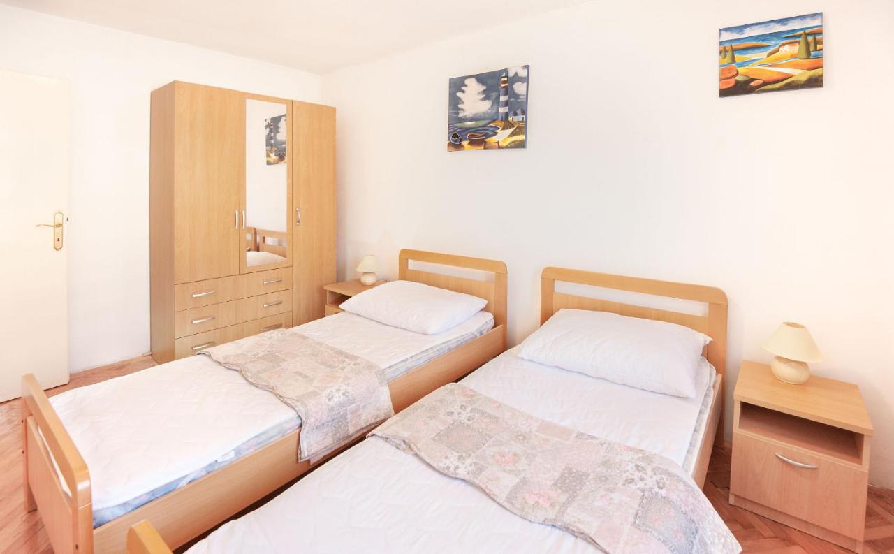 Apartments Milica Kaštela Extérieur photo