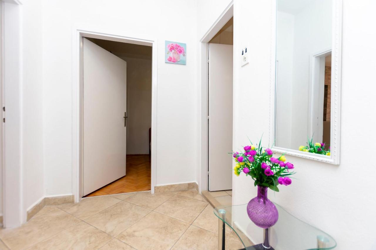 Apartments Milica Kaštela Extérieur photo