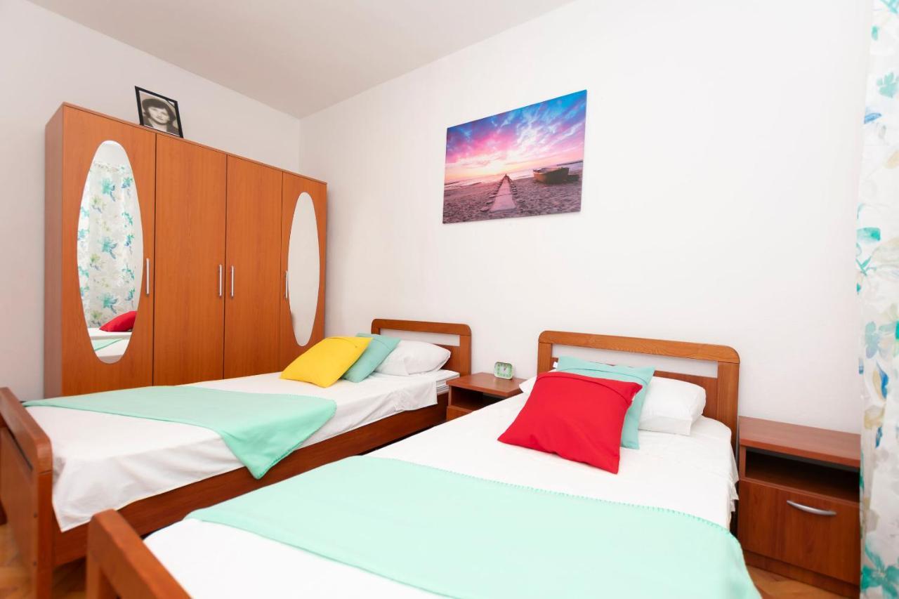 Apartments Milica Kaštela Extérieur photo